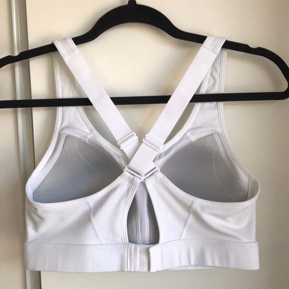 Under Armour sports bra - Picture 2 of 2